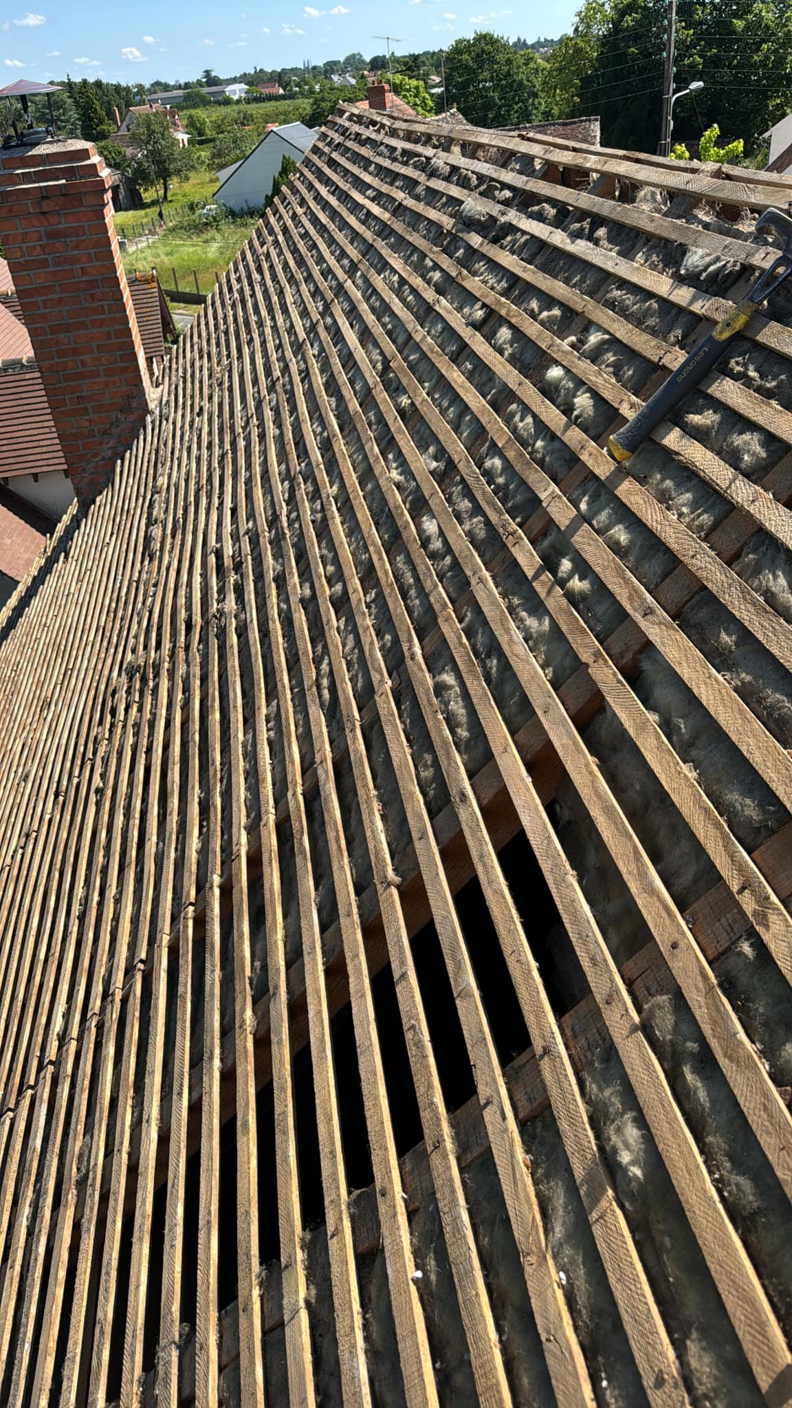 Liteaux de toiture — Chantier de rénovation